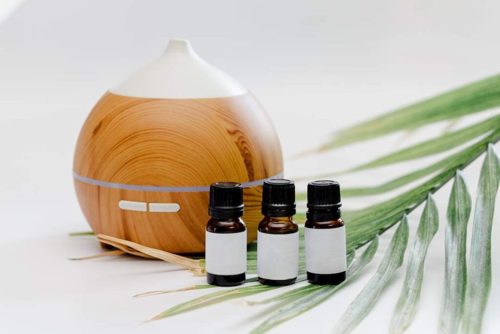 Uleiuri esențiale pentru somn- pe care să le folosești pentru a te relaxa în mod natural - articol miumlab romania